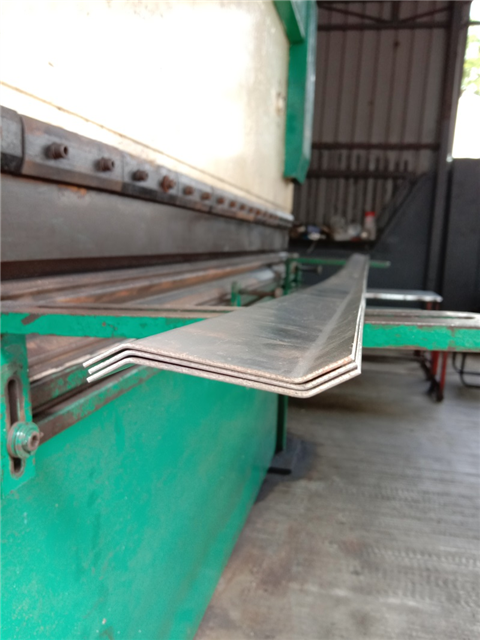 Steel Plate Bending - Louver