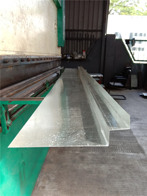 Steel Plate Bending - Flashing